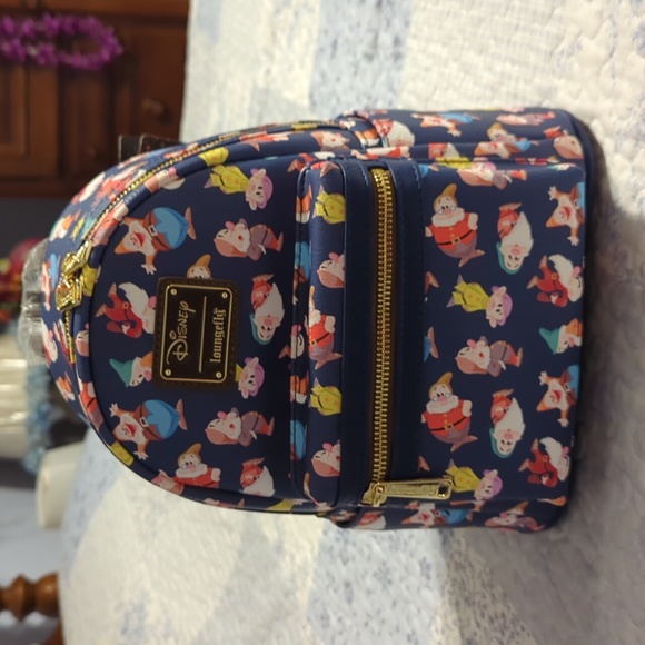 Loungefly Seven Dwarf Mini Backpack - Picture 1 of 5